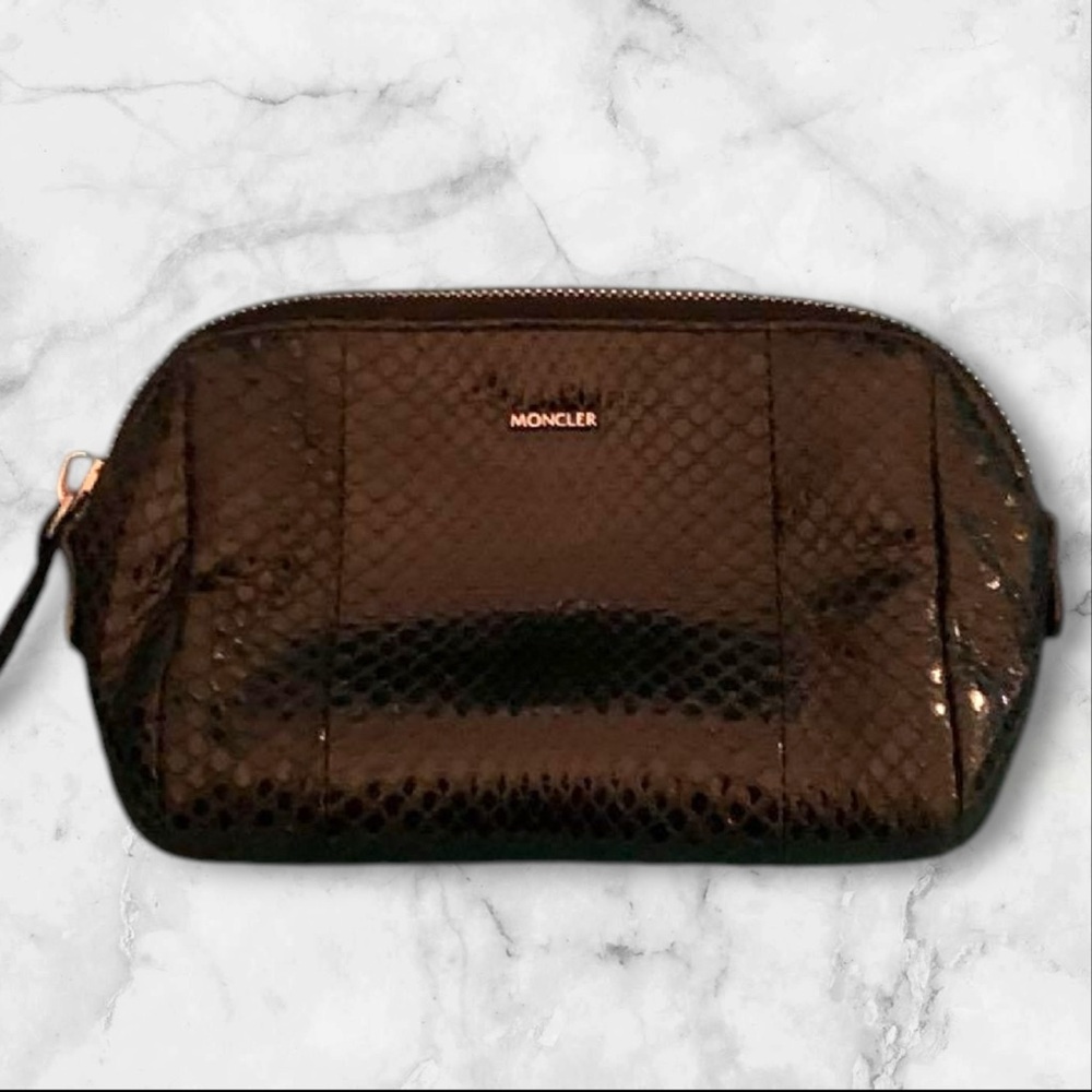 Moncler Black Embossed Leather Beauty Case Makeup Pouch Made in Italy - Picture 5 of 10